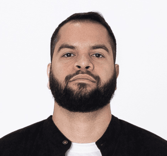 Victor Cabral - Baterista da banda LOWD